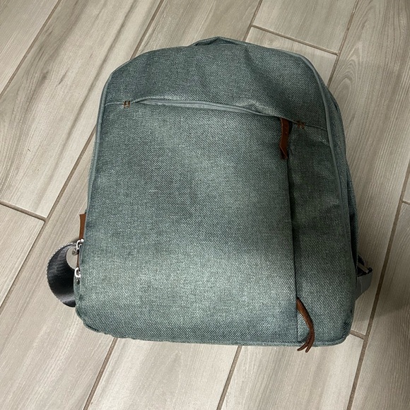 UPPABABY - changing backpack - Picture 2 of 11